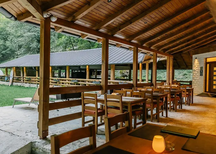 Hotel Porto Tara